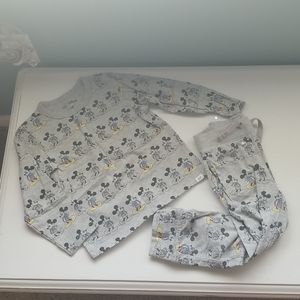 Gap Disney pjs